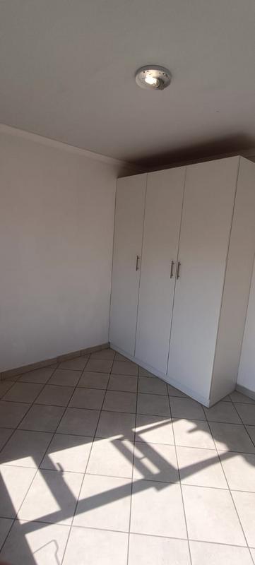 To Let 2 Bedroom Property for Rent in Klerksdorp North West